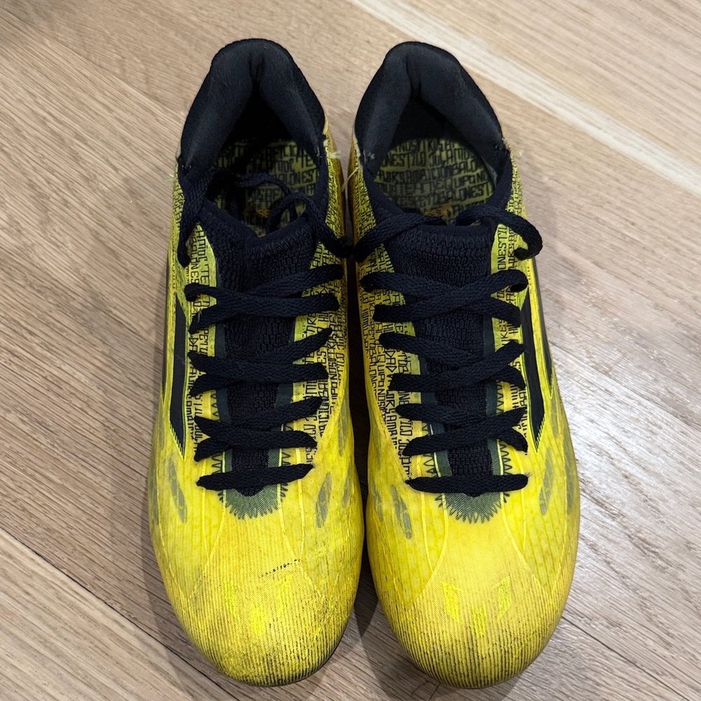 Adidas Boys X Speedflow Messi.4 GW7426 Yellow Kids soccer cleats US 5 big boys - Picture 3 of 9